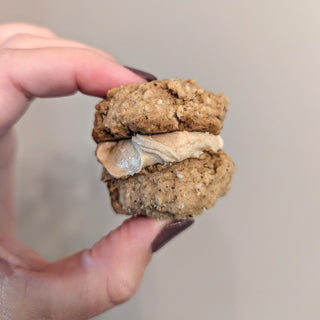 Oatmeal Cream Pies - Mimi's Macros