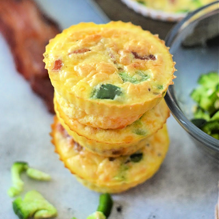 Jalapeno Popper Egg Cups - Mimi's Macros
