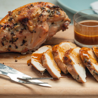 Roasted Turkey Breast & Poultry Gravy